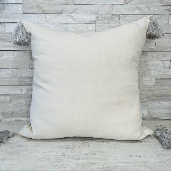 LEMIEUX ET CIE Le Buci Stitch Tasseled Linen Throw Pillow Natural Down Filled - Picture 7 of 16